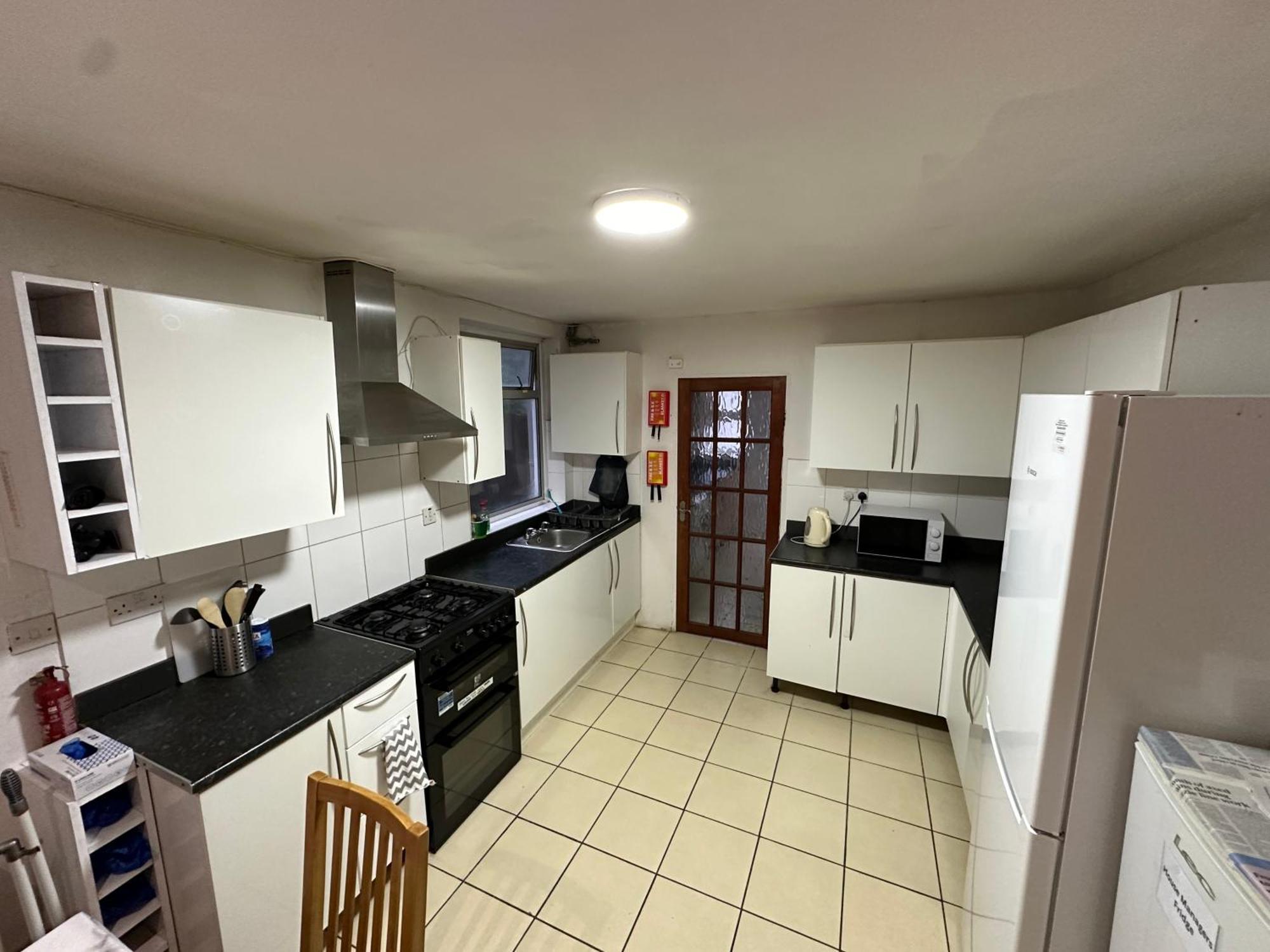Stratford Guesthouse London Ngoại thất bức ảnh