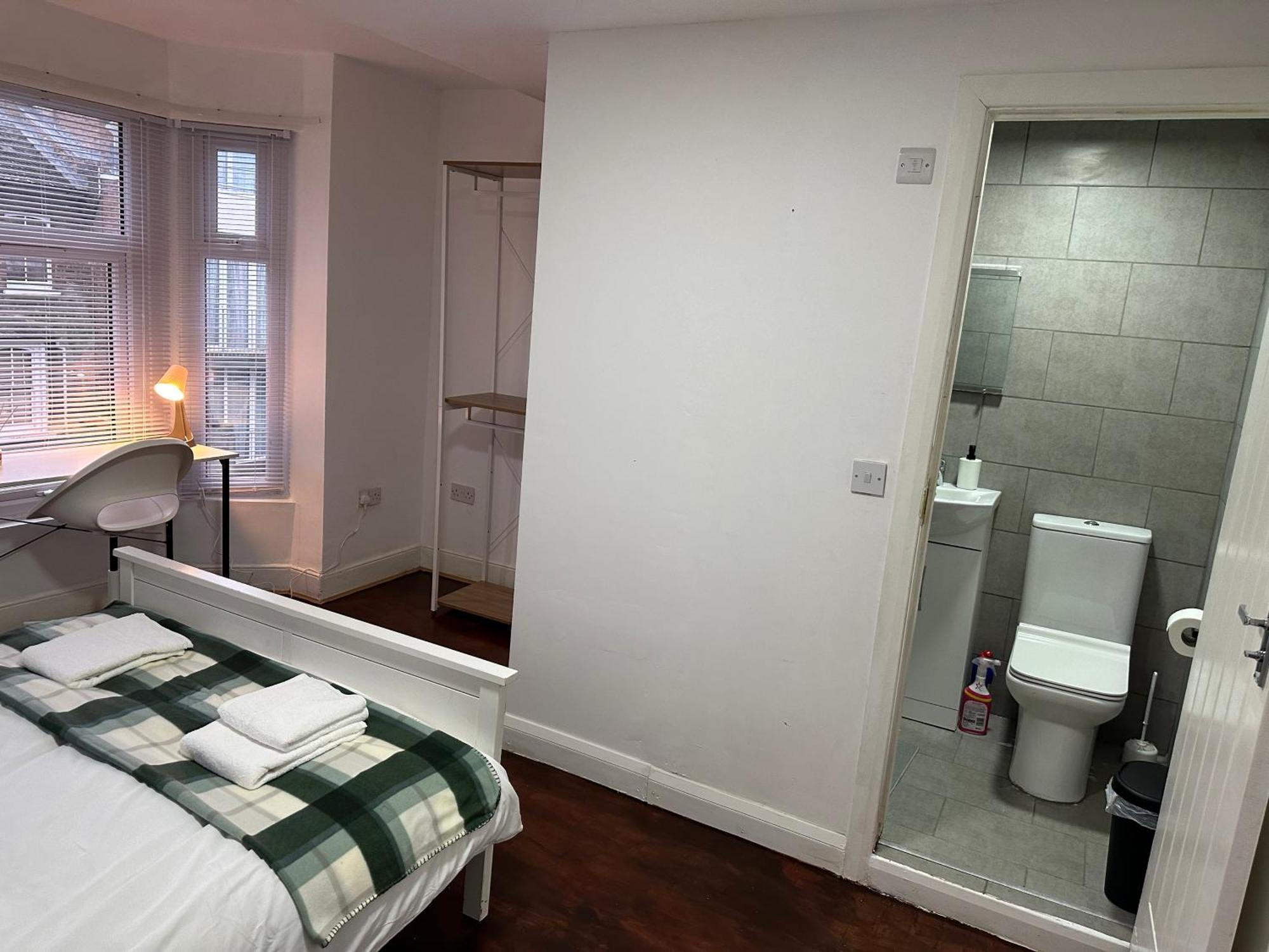 Stratford Guesthouse London Ngoại thất bức ảnh